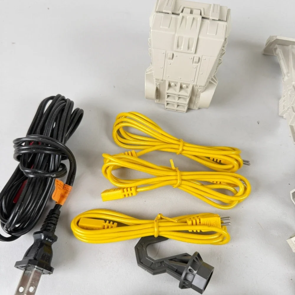 Robotix R-2000 parts‎ 1980's